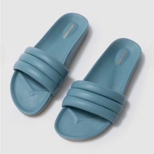 Beatrice Valenzuela size 9 sandalias.